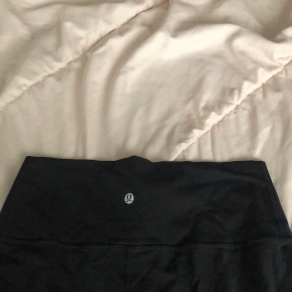 Lulu crops. - Picture 2 of 3